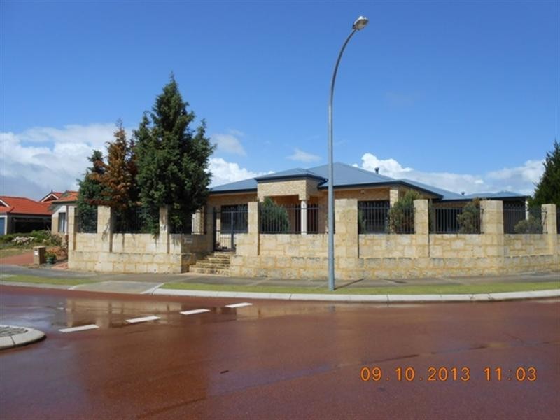 50 Sandown Circle, Henley Brook WA 6055