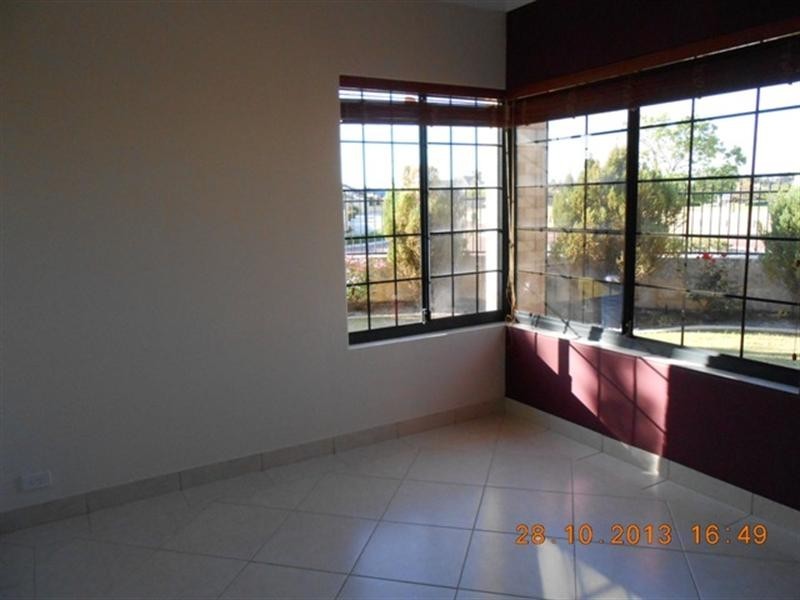 50 Sandown Circle, Henley Brook WA 6055