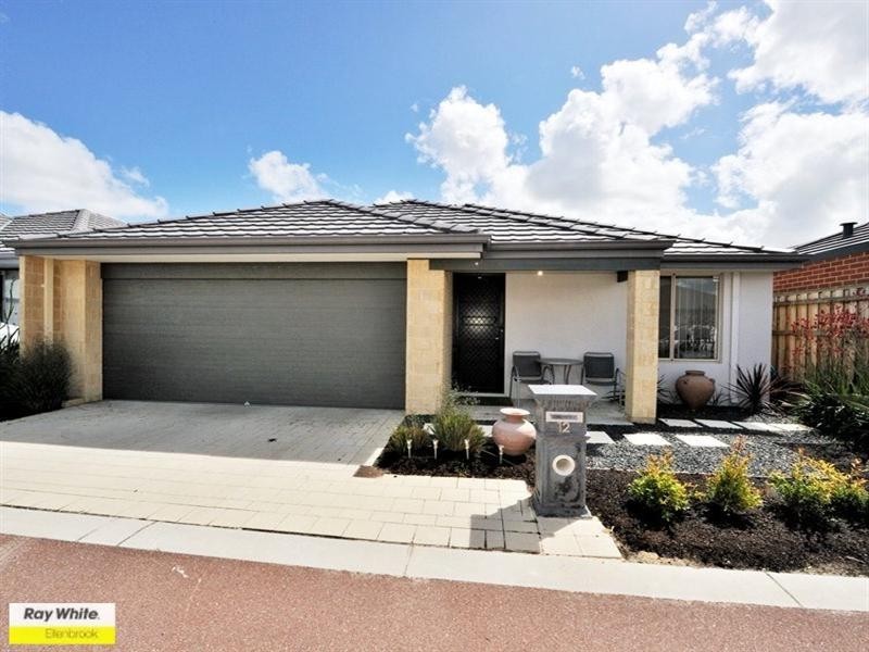 12 Timmi Lane, Ellenbrook WA 6069