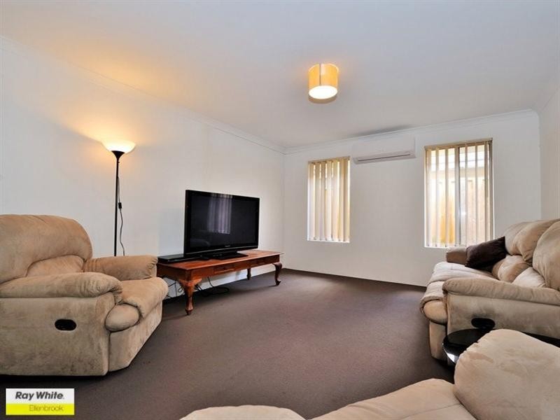 12 Timmi Lane, Ellenbrook WA 6069