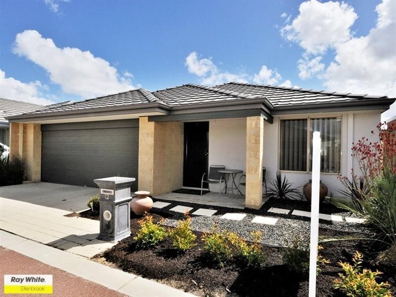12 Timmi Lane, Ellenbrook WA 6069