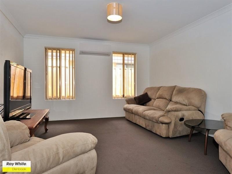 12 Timmi Lane, Ellenbrook WA 6069