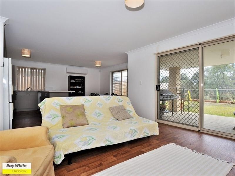 12 Timmi Lane, Ellenbrook WA 6069