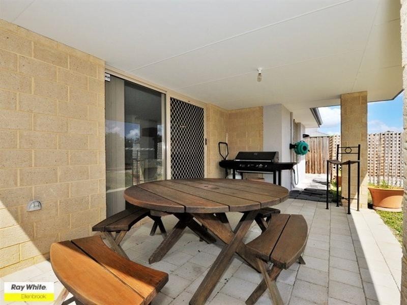 12 Timmi Lane, Ellenbrook WA 6069