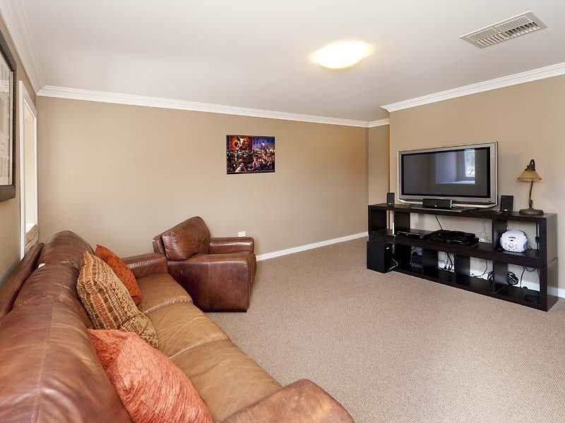 28 Portmarnock Drive, The Vines WA 6069