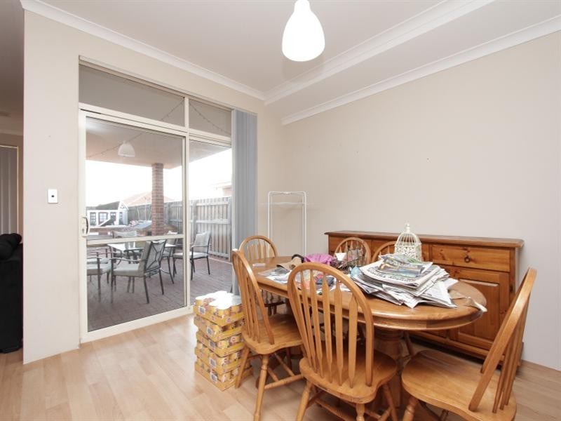 37 Bancombe Crescent, Ellenbrook WA 6069