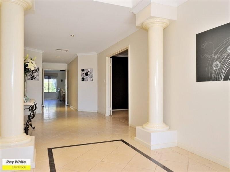 11 Merens Terrace, Henley Brook WA 6055