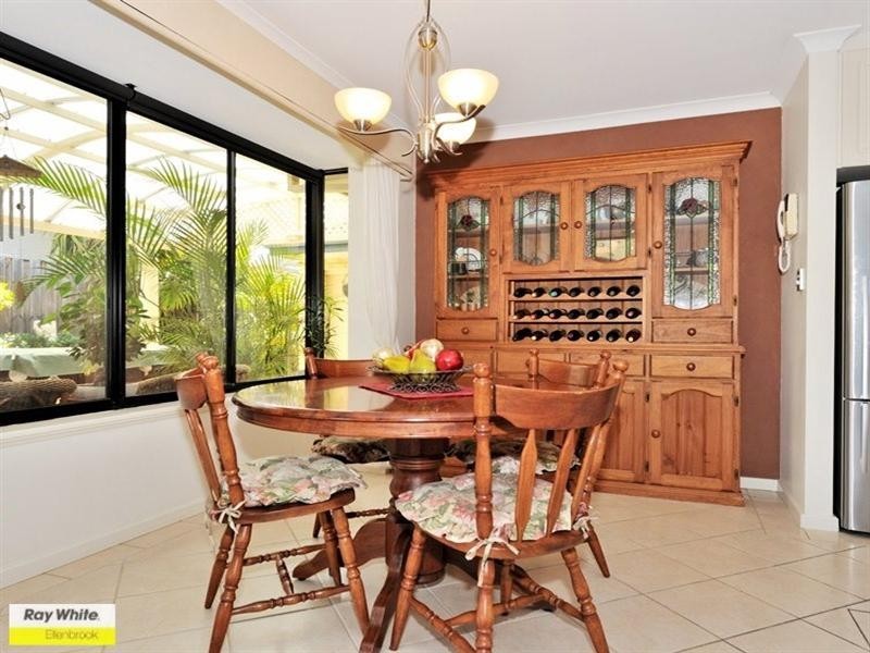 11 Merens Terrace, Henley Brook WA 6055