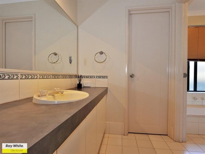 47 Rocklea Crescent, Ellenbrook WA 6069