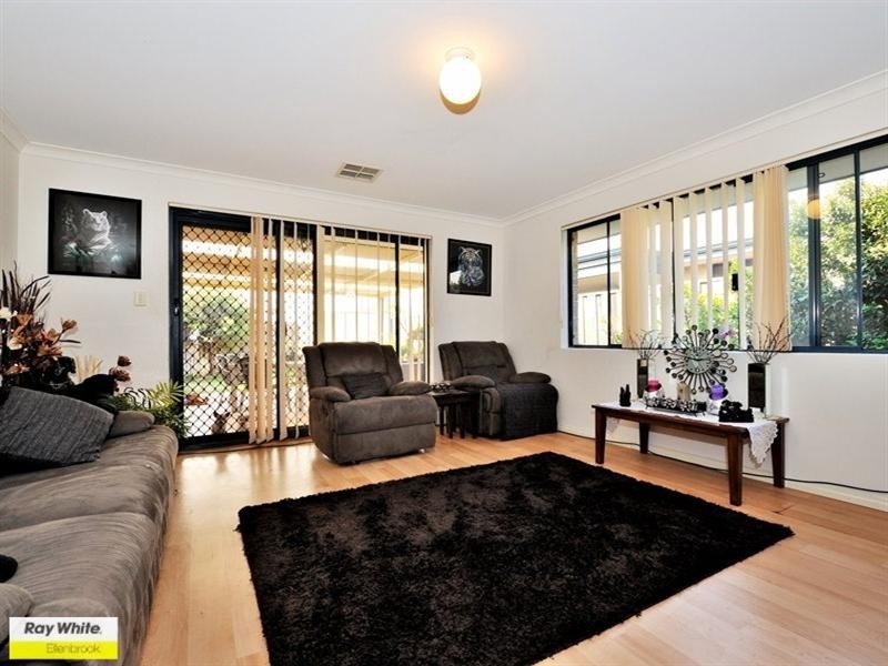 26 Larrawa Circle, Ellenbrook WA 6069