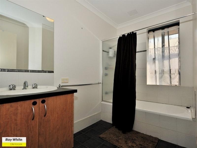 26 Larrawa Circle, Ellenbrook WA 6069