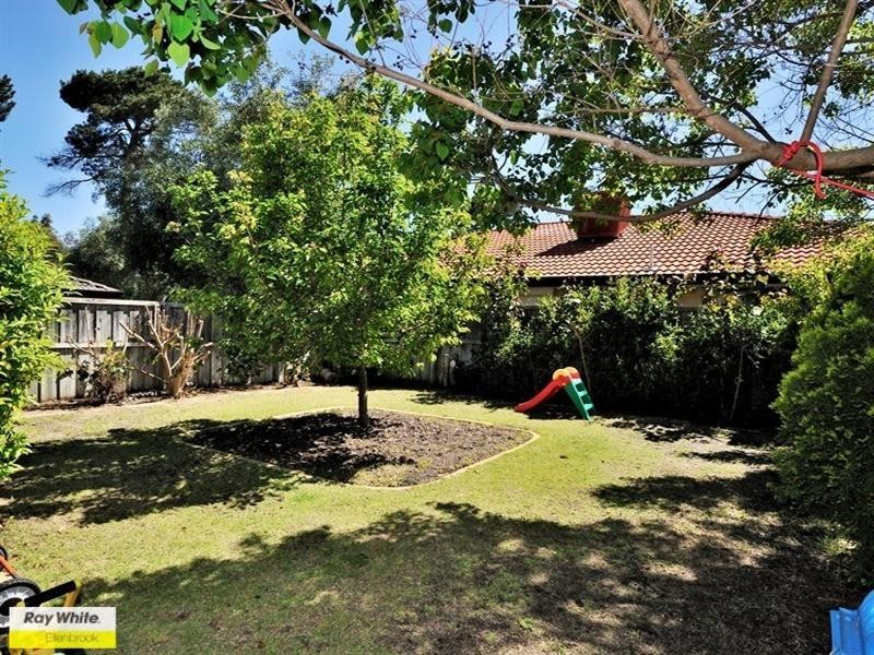 32 St Tropez Vista, Ellenbrook WA 6069