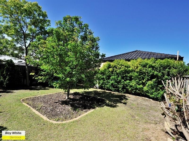 32 St Tropez Vista, Ellenbrook WA 6069