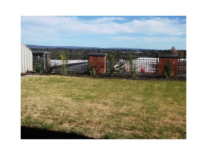 14 Coree Lane, Ellenbrook WA 6069
