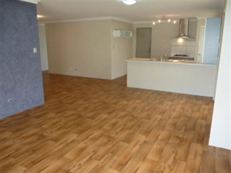 11 Derricap Avenue, Ellenbrook WA 6069