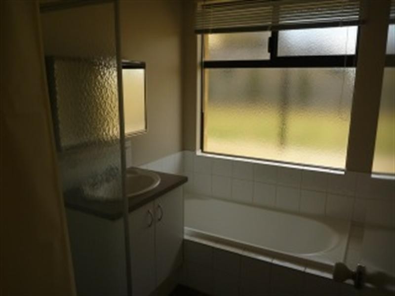 11 Derricap Avenue, Ellenbrook WA 6069