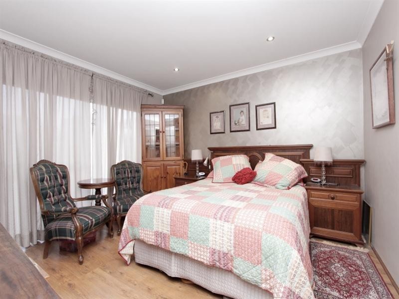 14 Fewson Turn, Ellenbrook WA 6069