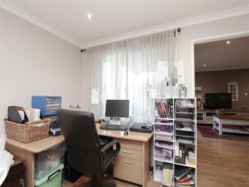 14 Fewson Turn, Ellenbrook WA 6069