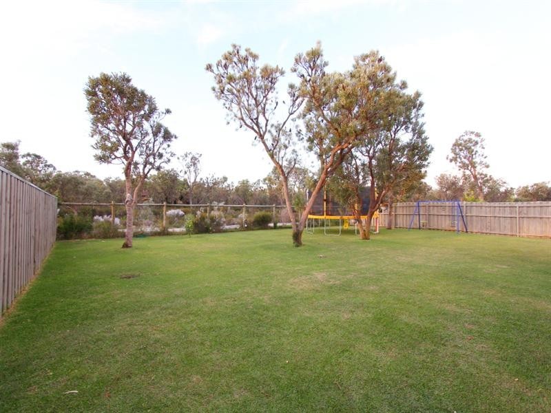 14 Fewson Turn, Ellenbrook WA 6069