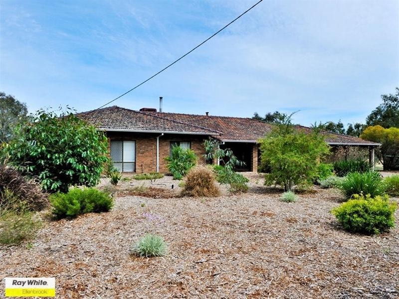 11 Scrivner Road, Herne Hill WA 6056