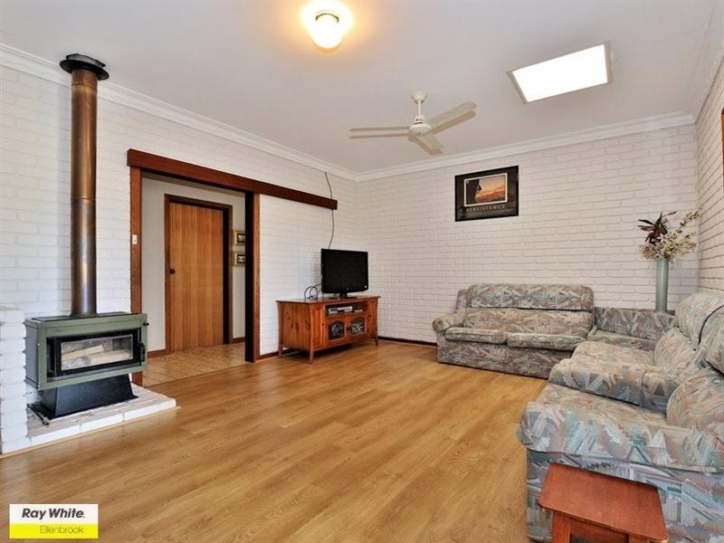 11 Scrivner Road, Herne Hill WA 6056