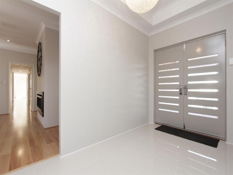 5 Badminton Cross, The Vines WA 6069