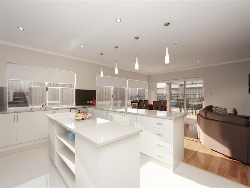 5 Badminton Cross, The Vines WA 6069