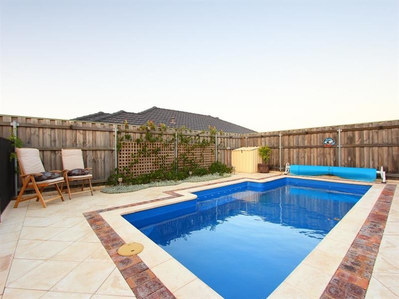 9 Newington Pass, Ellenbrook WA 6069