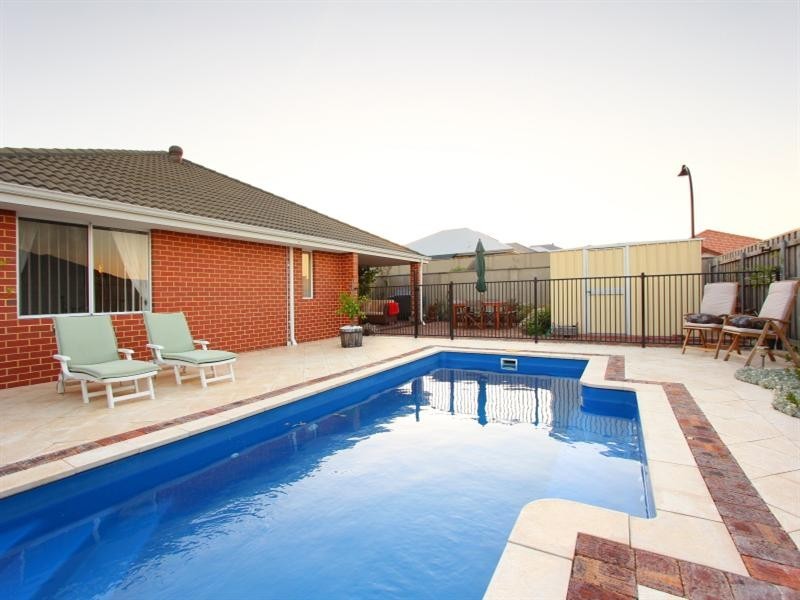 9 Newington Pass, Ellenbrook WA 6069