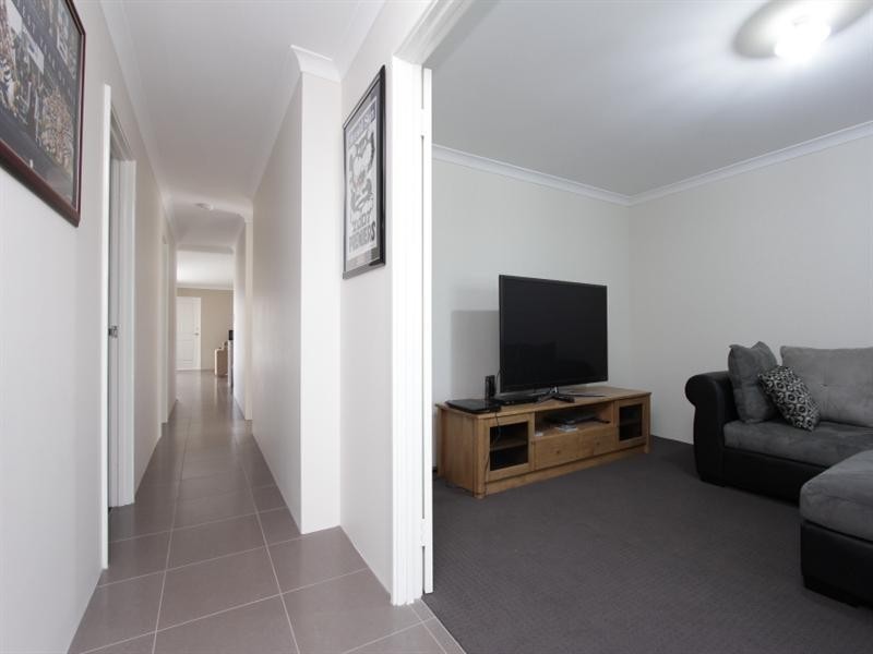 294 Millhouse Road, Aveley WA 6069