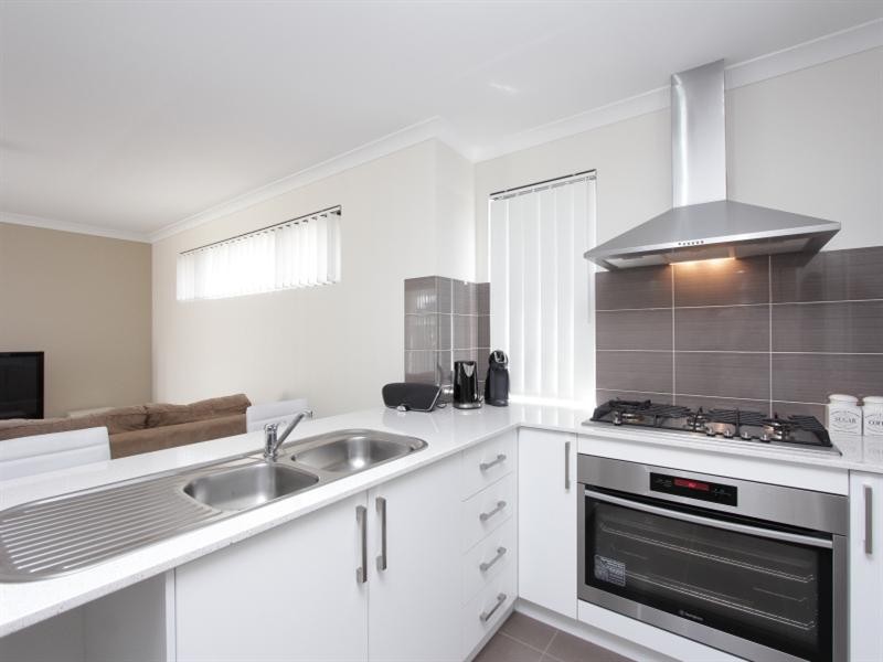 294 Millhouse Road, Aveley WA 6069