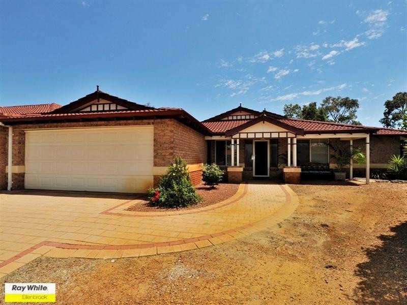 11 Merlot Court, The Vines WA 6069