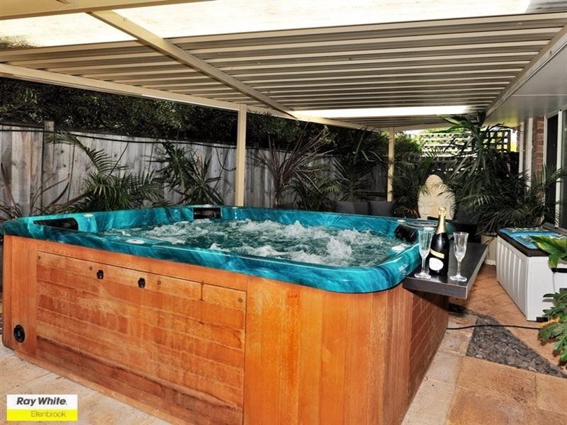 11 Merlot Court, The Vines WA 6069