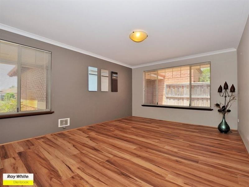 11 Merlot Court, The Vines WA 6069