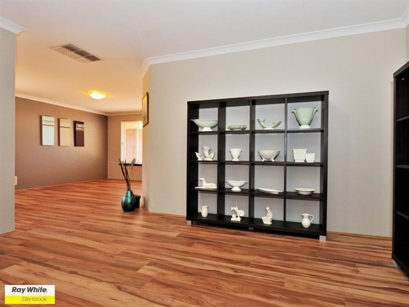 11 Merlot Court, The Vines WA 6069