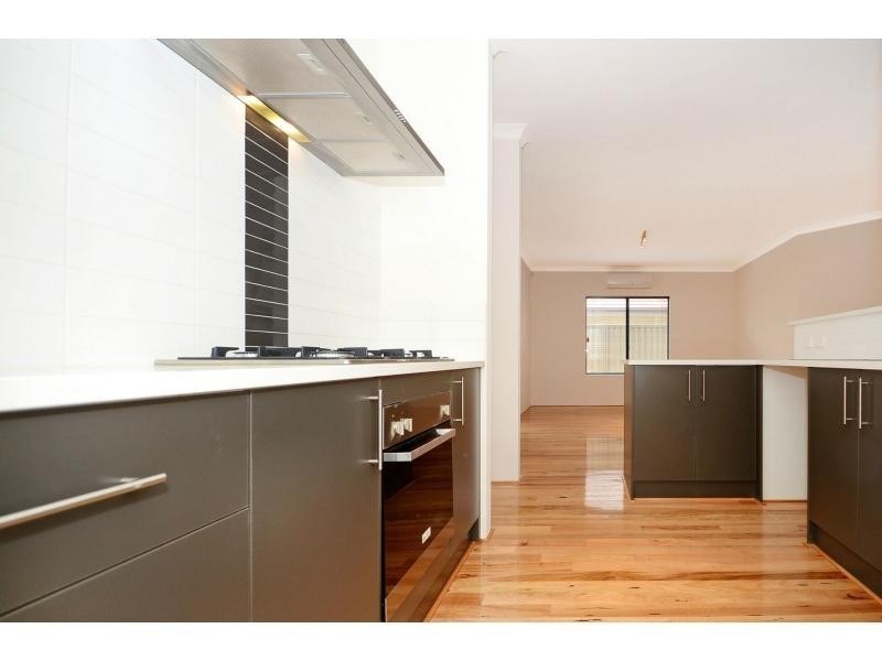 7 Ollave Circuit, Aveley WA 6069