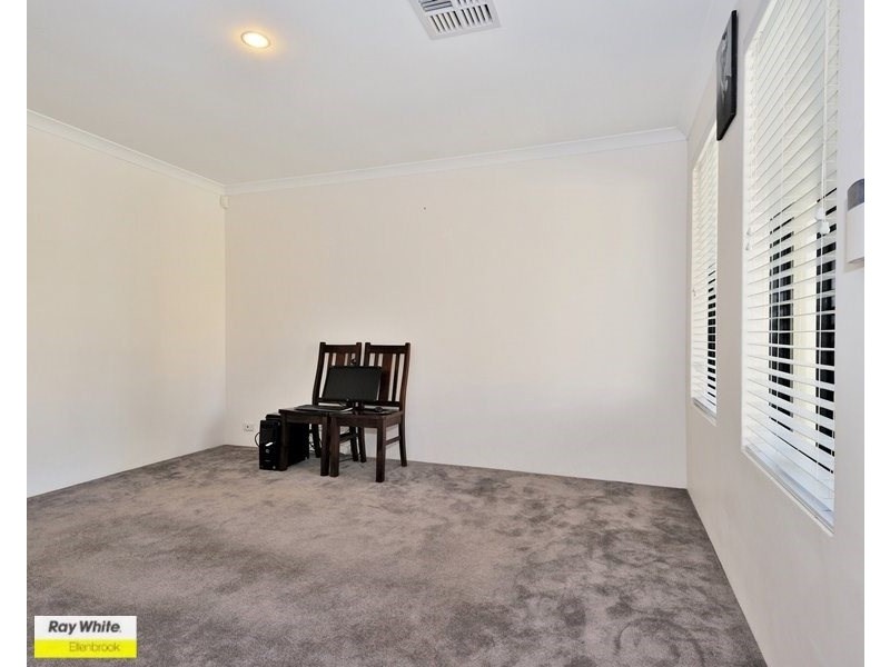 6 Oban Way, Ellenbrook WA 6069