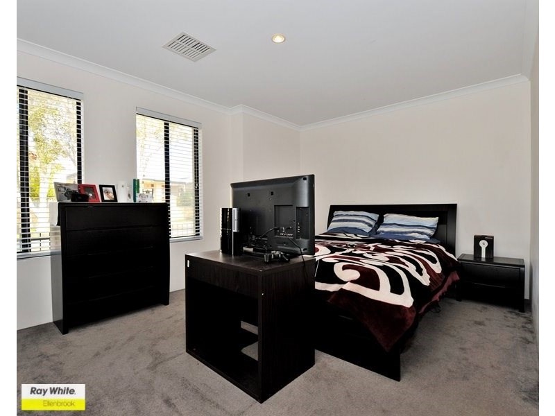 6 Oban Way, Ellenbrook WA 6069