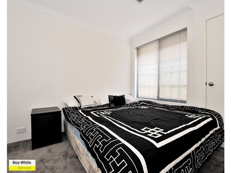 6 Oban Way, Ellenbrook WA 6069