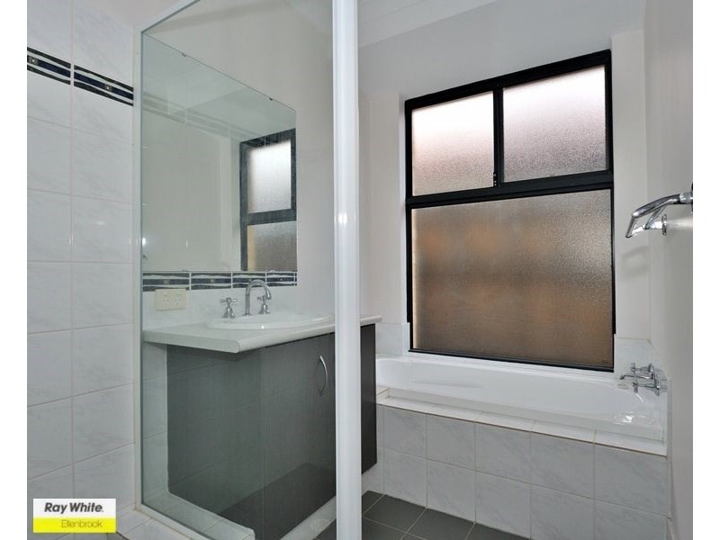 6 Oban Way, Ellenbrook WA 6069