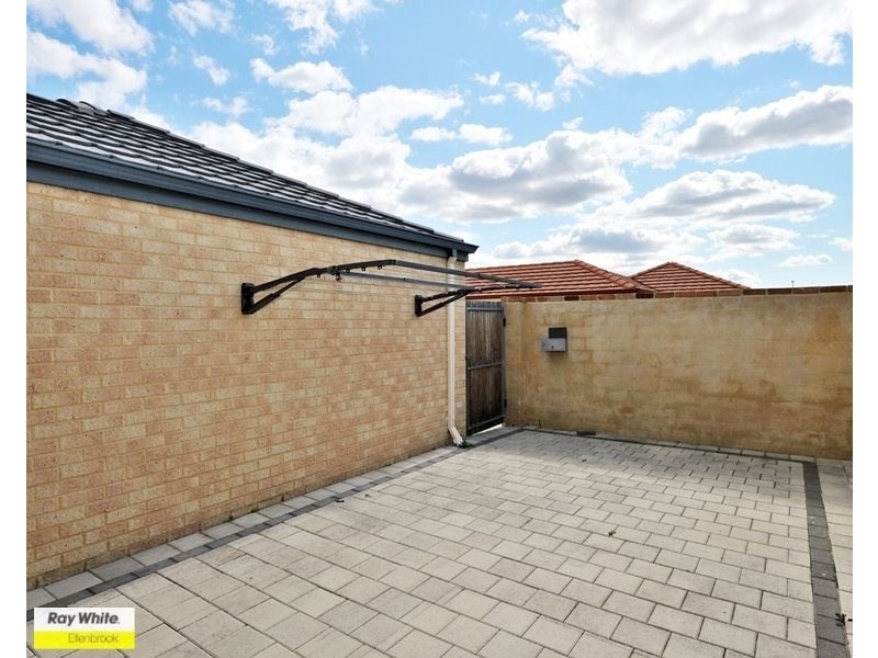 6 Oban Way, Ellenbrook WA 6069