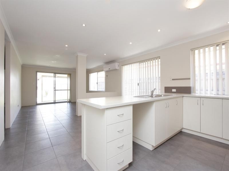 20 Weyba Turn, Ellenbrook WA 6069