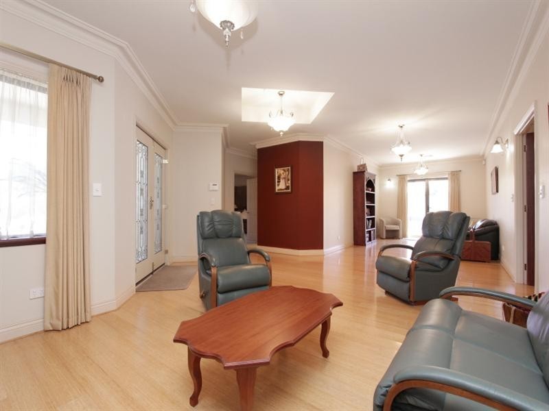 22 Moulton Trail, Ellenbrook WA 6069