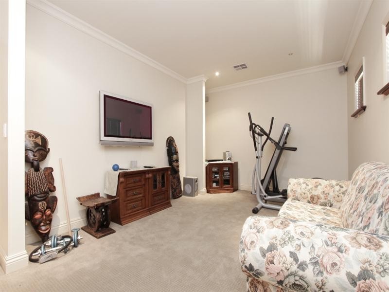 22 Moulton Trail, Ellenbrook WA 6069