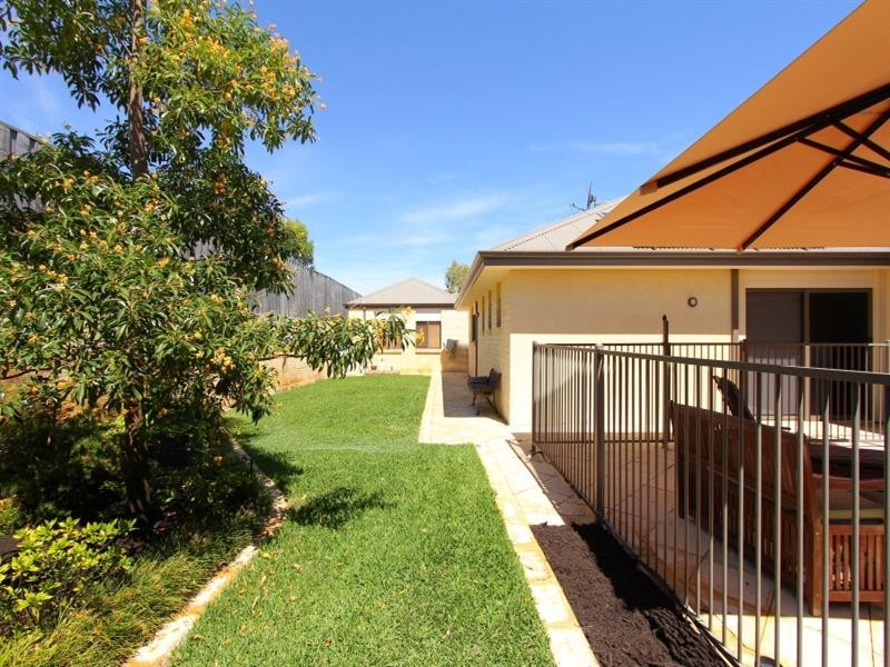 22 Moulton Trail, Ellenbrook WA 6069