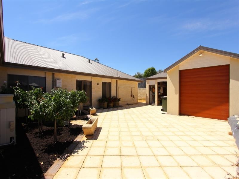 22 Moulton Trail, Ellenbrook WA 6069
