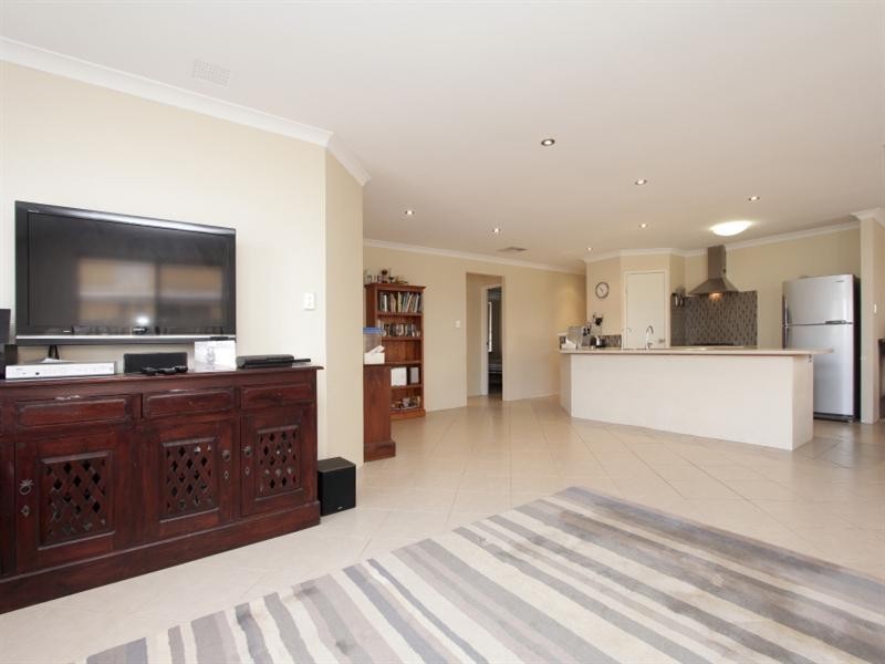 22 Granesse Drive, Ellenbrook WA 6069