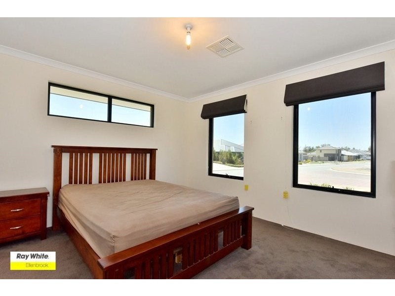 41 Bradshaw Crescent, Ellenbrook WA 6069