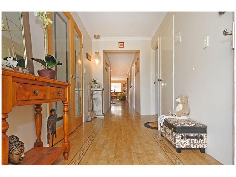 8 Anfield Crescent, Aveley WA 6069