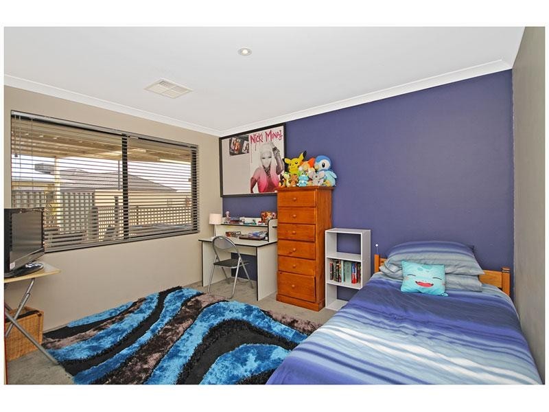 8 Anfield Crescent, Aveley WA 6069